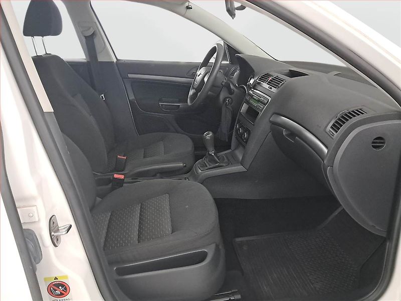 Škoda Octavia (2012) 1.6, ČR,1.maj - fotka 9 z 15