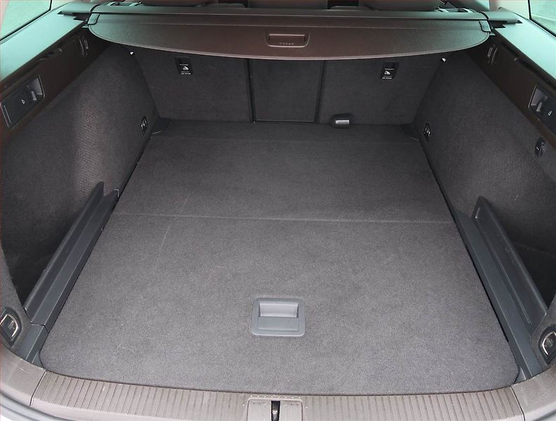 Volkswagen Passat (2015) Comfortline 2.0 TDI, 4X4 - fotka 14 z 21