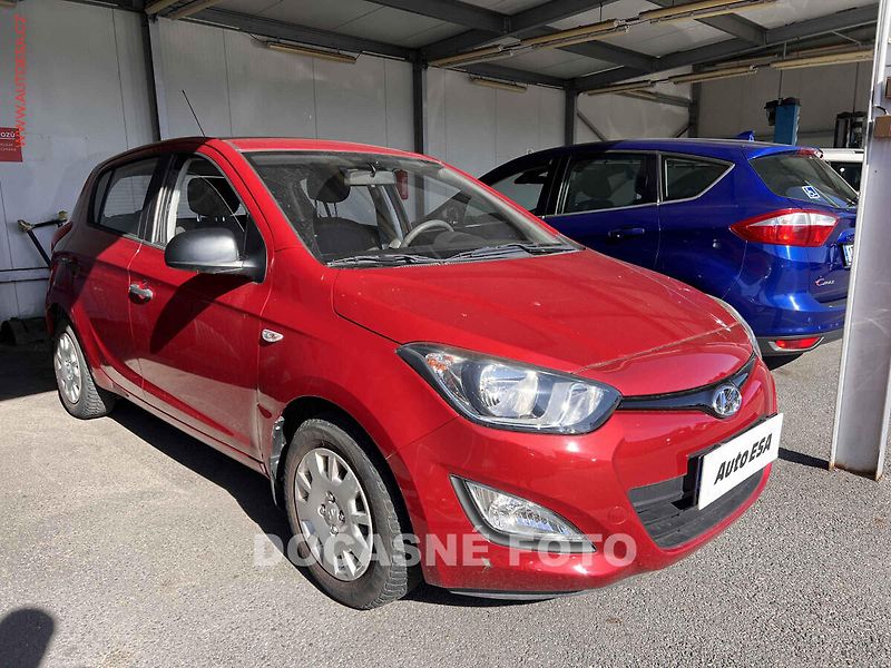 Hyundai i20 (2014) 1.2i, ČR - fotka 1 z 3