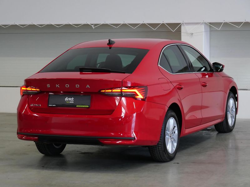 Škoda Octavia - fotka 2 z 27
