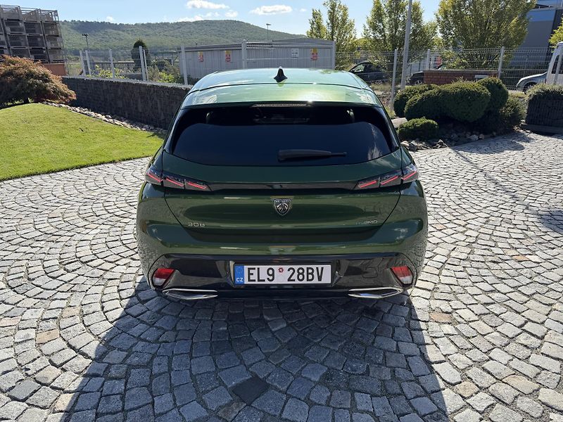 Peugeot 308 (2023) e-GT HYBRID 225  - fotka 8 z 29