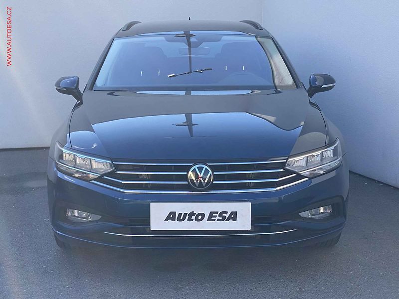 Volkswagen Passat (2021) 2.0TDi, Business, DSG, LED - fotka 2 z 18