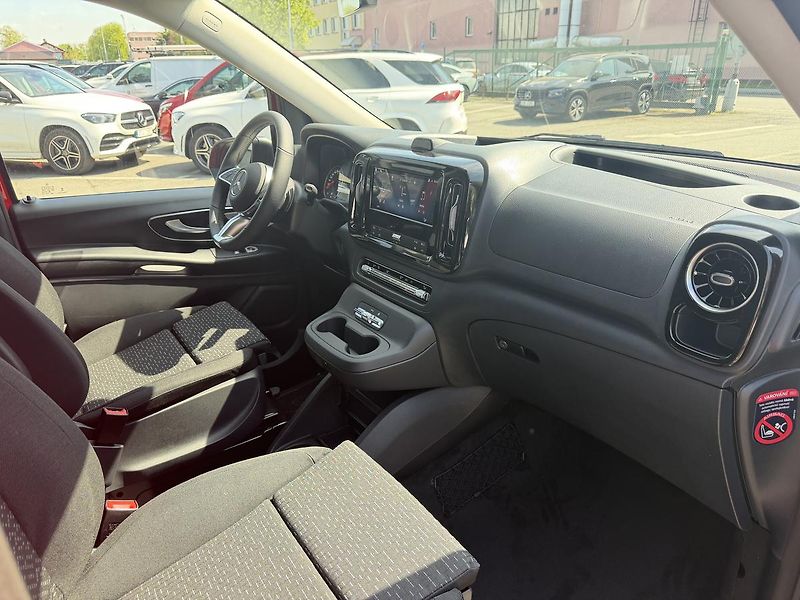 Mercedes-Benz Vito (2026) 119 CDI / TS / L / 4x4 - fotka 14 z 21