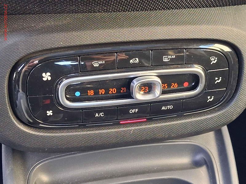 Smart Fortwo (2017) 1.0i, Passion, AC - fotka 14 z 16
