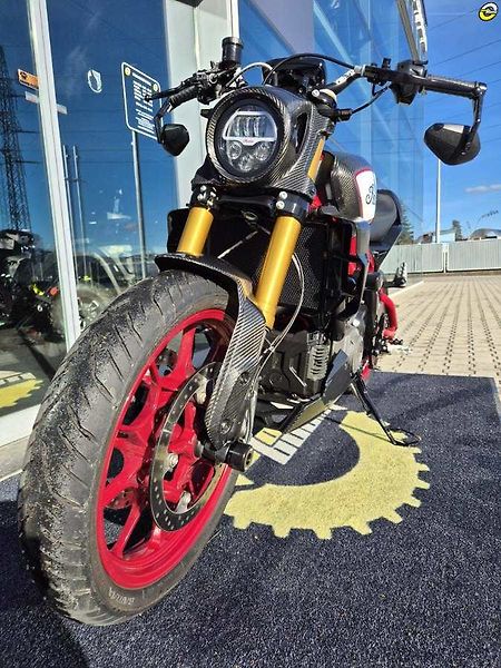 Indian FTR 1200 (2022) FTR CHAMPIONSHIP EDITION - POU - fotka 10 z 23
