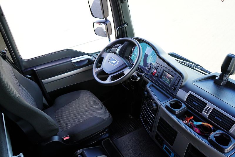 MAN TGM (2021) 18.250 / EURO 6 / CHŁODNIA + W - fotka 13 z 45