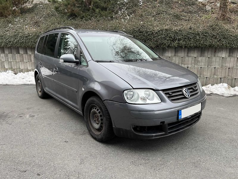 Volkswagen Touran 1.9 TDi 66 kW 7-MÍST - fotka 3 z 13