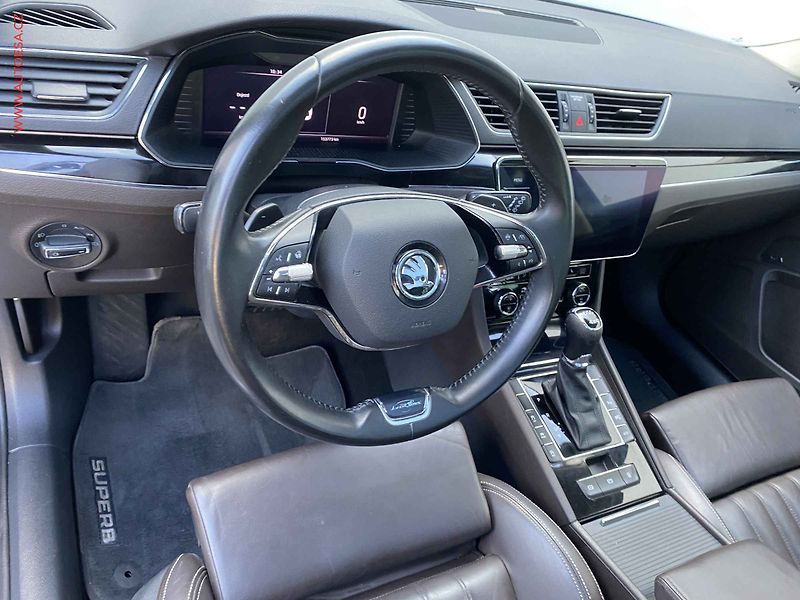 Škoda Superb (2021) 2.0TDi 4x4, ČR, L&K, DSG - fotka 13 z 20