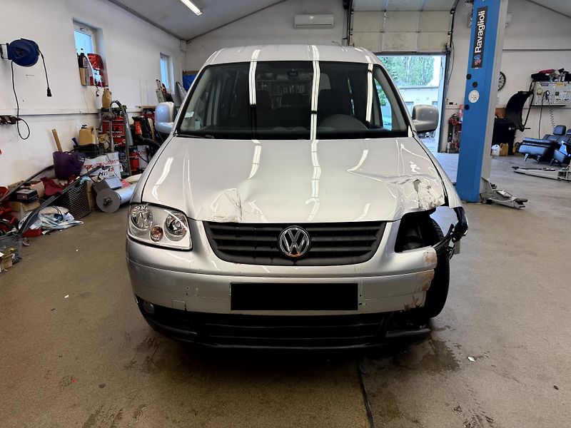 Volkswagen Caddy Life 1.9 TDI 77 kW - fotka 2 z 19