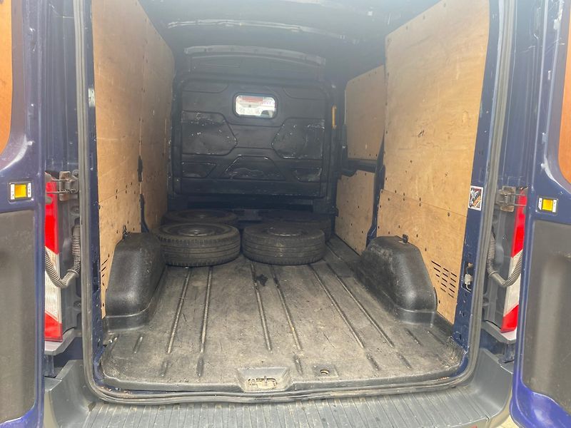 Ford Transit (2015) 2.2 TDCi - fotka 11 z 14