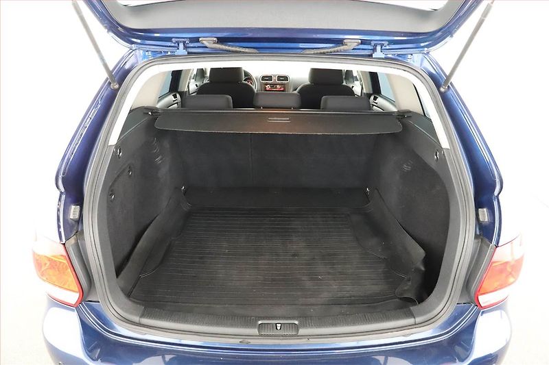 Volkswagen Golf (2010) 1.4 TSI, Tempomat - fotka 11 z 12