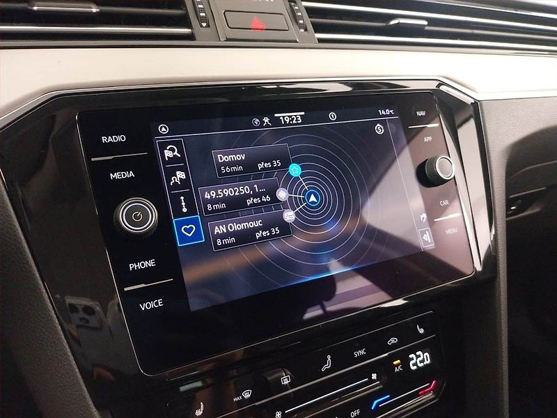 Volkswagen Passat (2022) Elegance 2.0 TDI, 4X4 - fotka 18 z 23