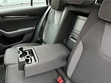 Škoda Octavia 2.0 TDI 110 kW AMBITION - náhled 23