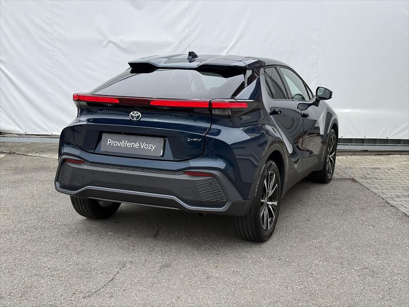 Toyota C-HR 1,8 Style - fotka 4 z 19