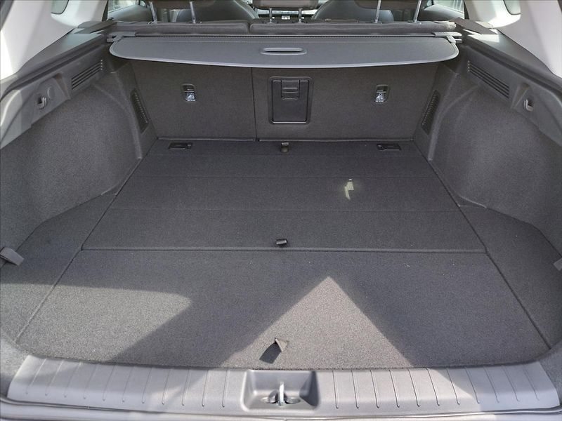 Kia K4 (2026) 1,0   T-GDI SW 7DCT SPIN - fotka 13 z 13