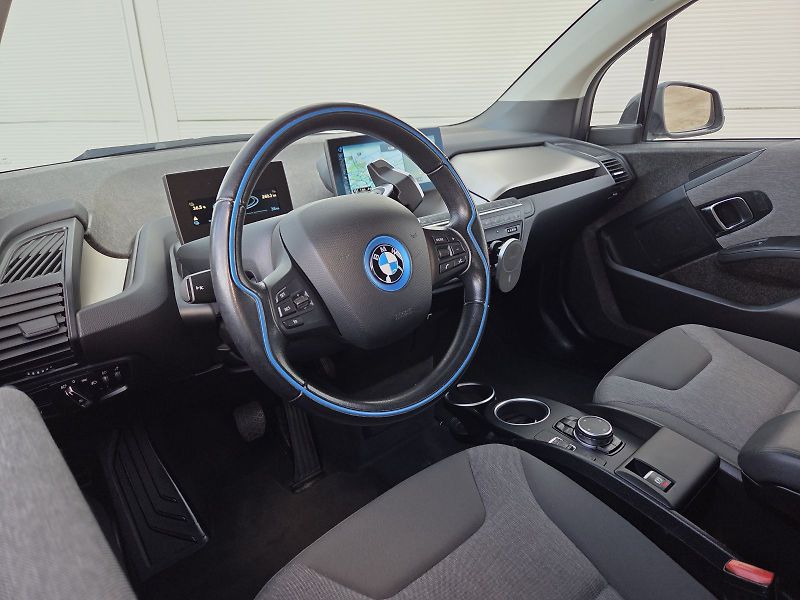 BMW i3 (2016) - fotka 8 z 13