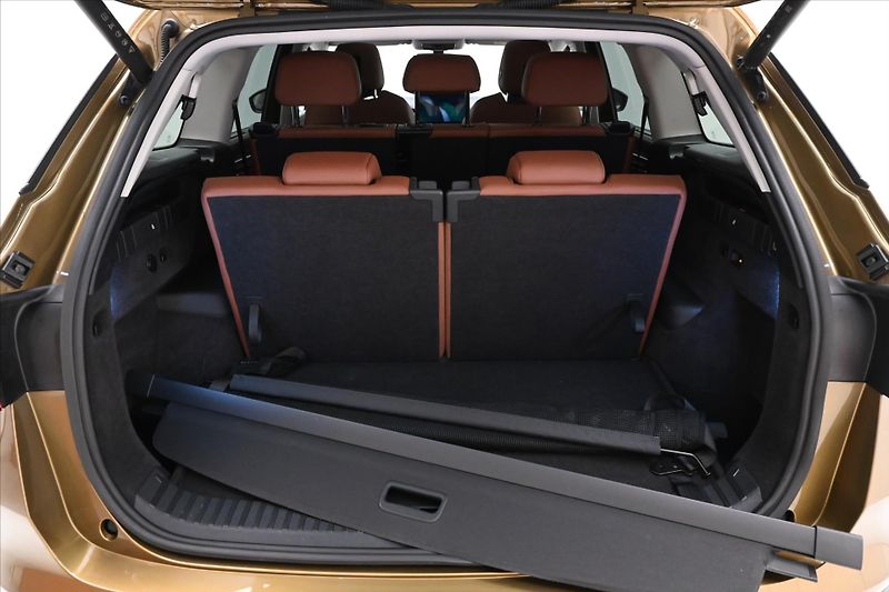 Škoda Kodiaq 2,0 TDI 110kW DSG Selection 7 - fotka 10 z 35