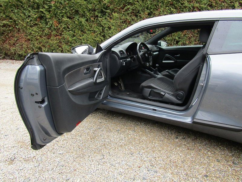 Volkswagen Scirocco (2009) 2.0 TDI 103kW TOP QUALITY - fotka 16 z 33