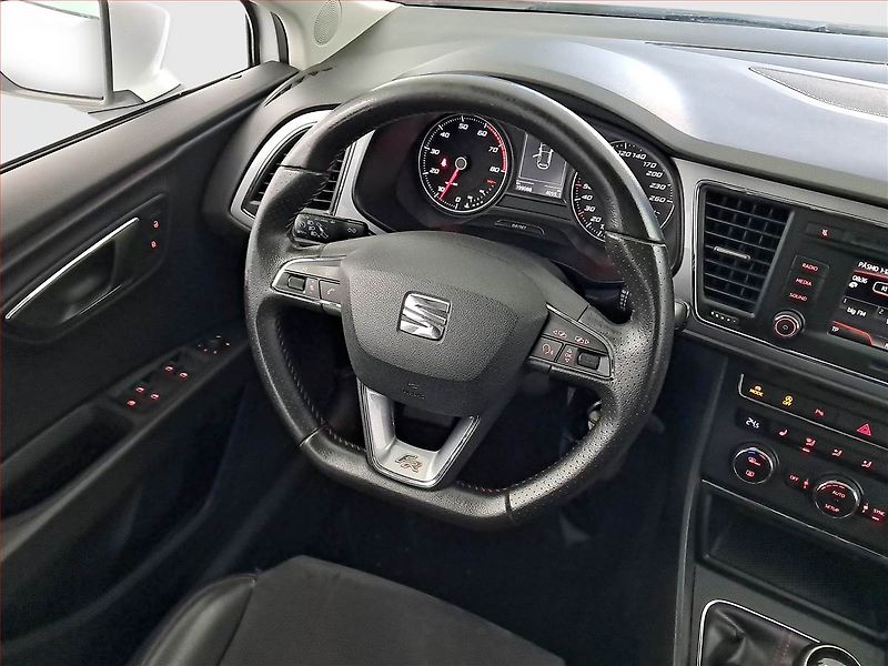 Seat Leon (2014) 1.4 TSI, Tempomat - fotka 15 z 18