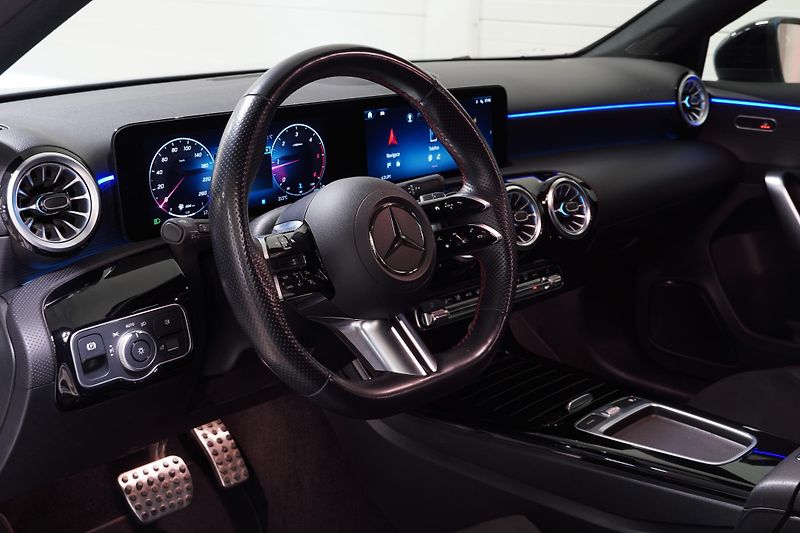 Mercedes-Benz Třídy A A200D,NIGHT,AMG,ČR,DPH,ZÁRUKA - fotka 13 z 30