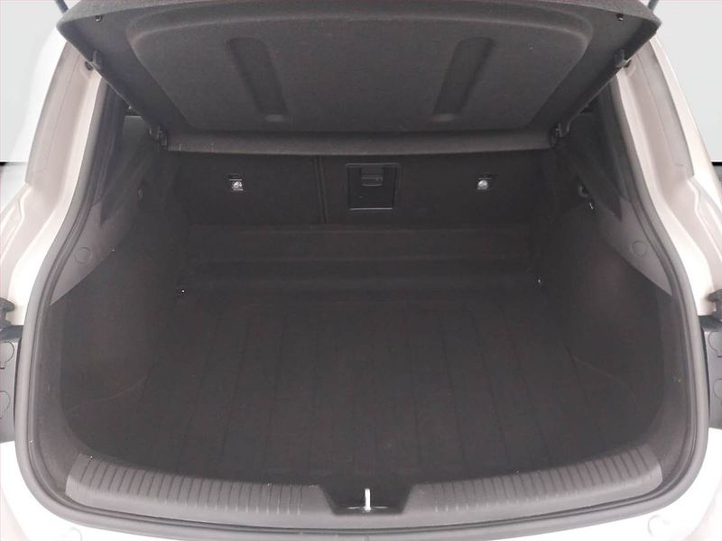 Hyundai i30 (2019) Style 1.4 T-GDI, Automat, Navi - fotka 14 z 19