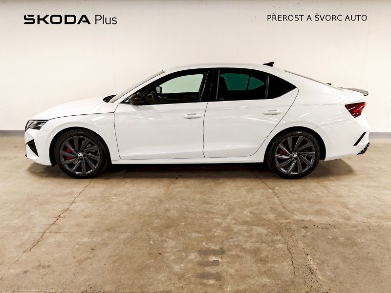 Škoda Octavia (2024) 2.0 TSI 195 kW DSG RS - fotka 3 z 31