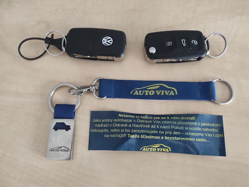 Volkswagen Tiguan 2,0TDi R-Line,4x4,DSG,S&S - fotka 26 z 39