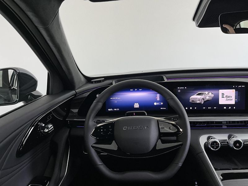 Omoda 9 PHEV (2026) PREMIUM - fotka 32 z 34