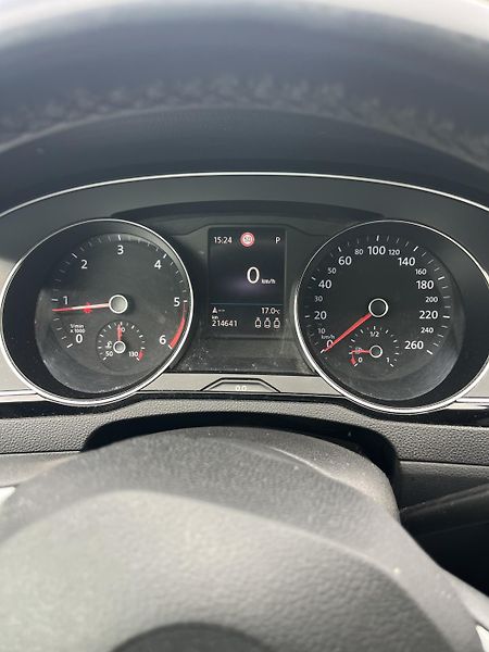 Volkswagen Passat (2019) Variant - fotka 15 z 16