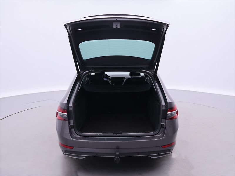 Škoda Superb 2,0 TDI 147kW L&K LED DSG CZ - fotka 9 z 36