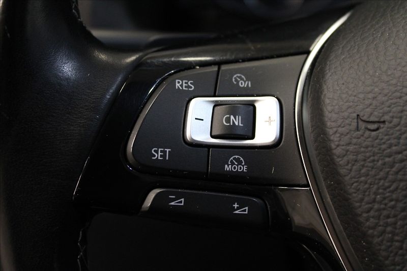 Volkswagen Caddy 1,4 TSI DSG Edition LED 1.maj. - fotka 17 z 34