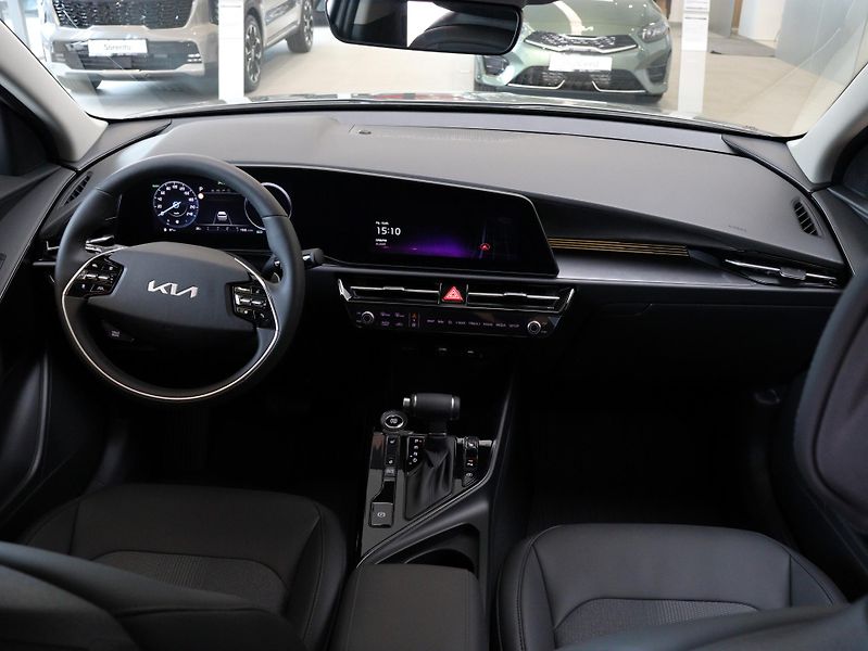 Kia Niro STYLE 1,6 GDi HEV 6DCT - fotka 10 z 20