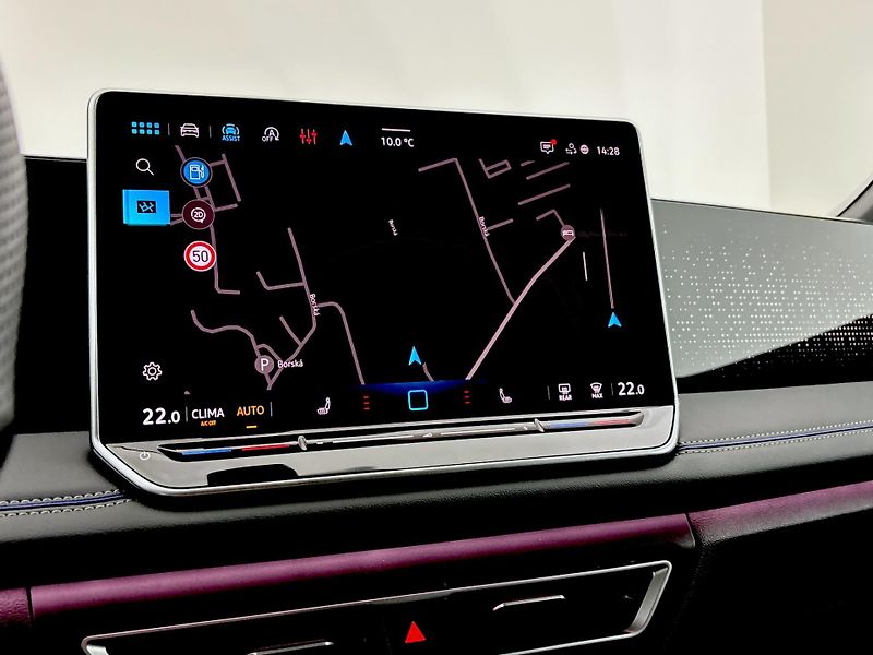 Volkswagen Tiguan (2025) R-Line - fotka 25 z 30