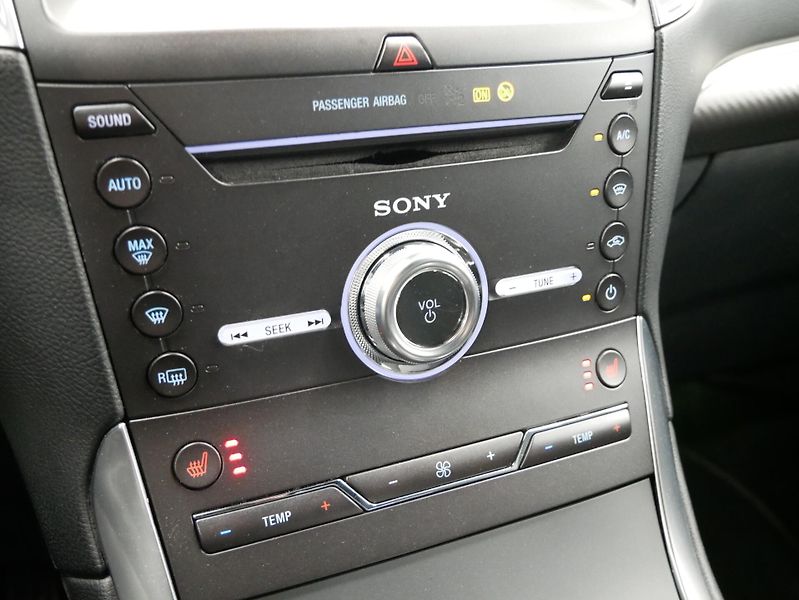 Ford S-MAX - fotka 21 z 26