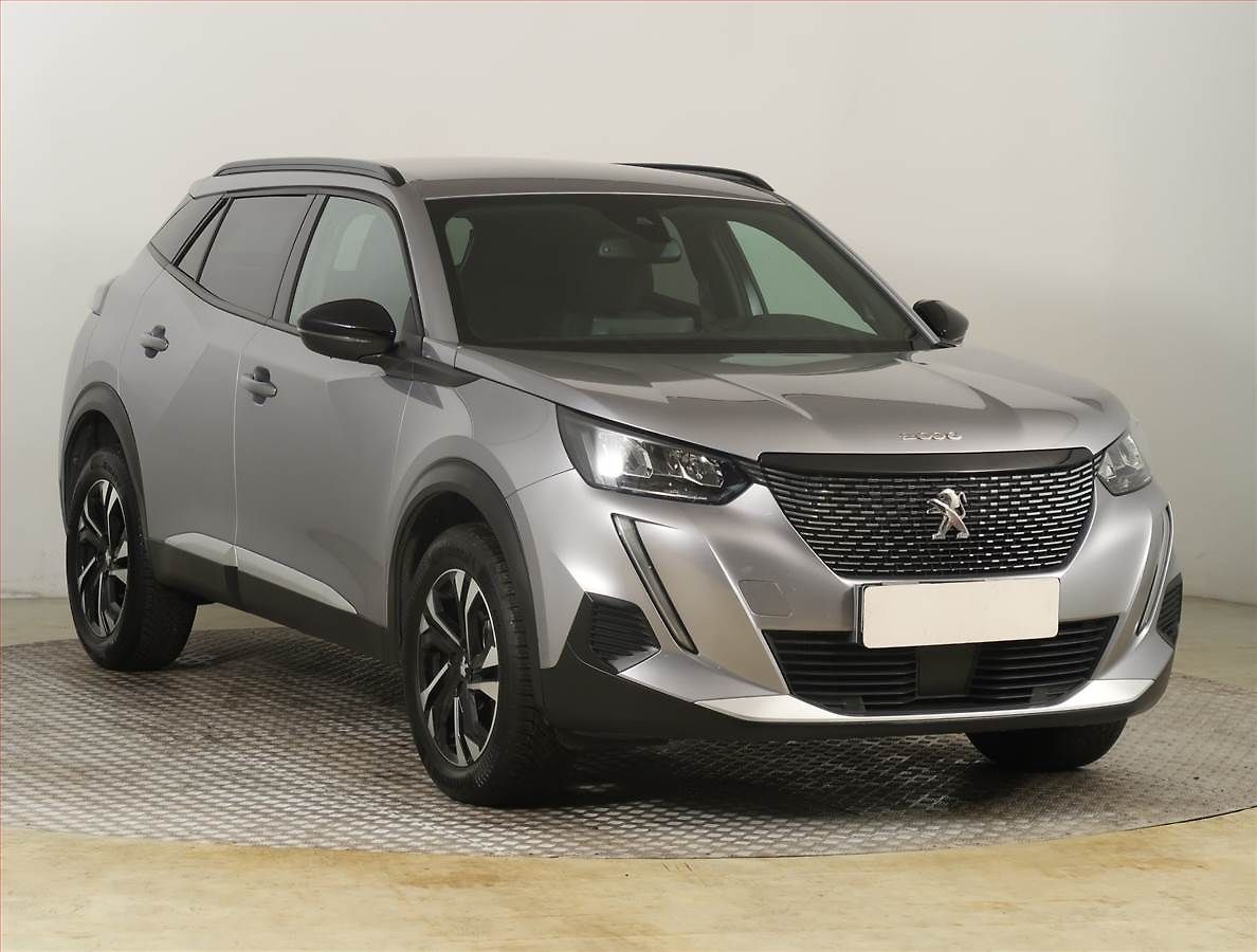 Peugeot 2008 1.2 PureTech, Automat | TipCars.com