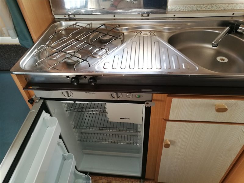 Knaus 450 předstan - fotka 9 z 15