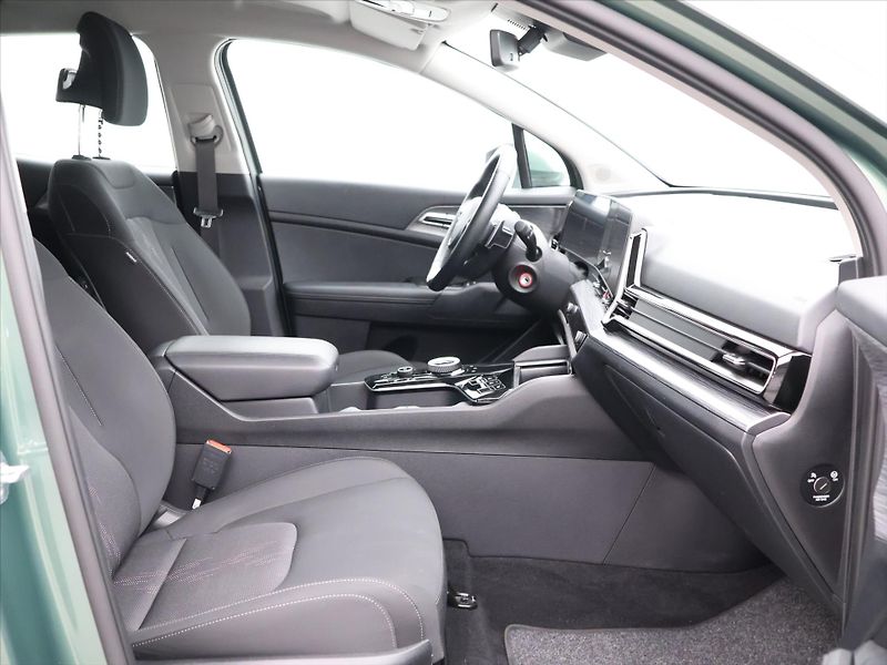 Kia Sportage 1,6 T-Gdi 118kW Exclusive DPH - fotka 11 z 36