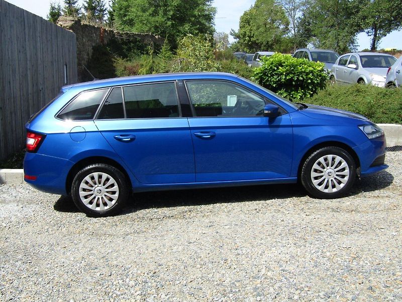 Škoda Fabia (2020) 1.0 TSI 81kW 6kv. TOP QUALITY - fotka 9 z 40