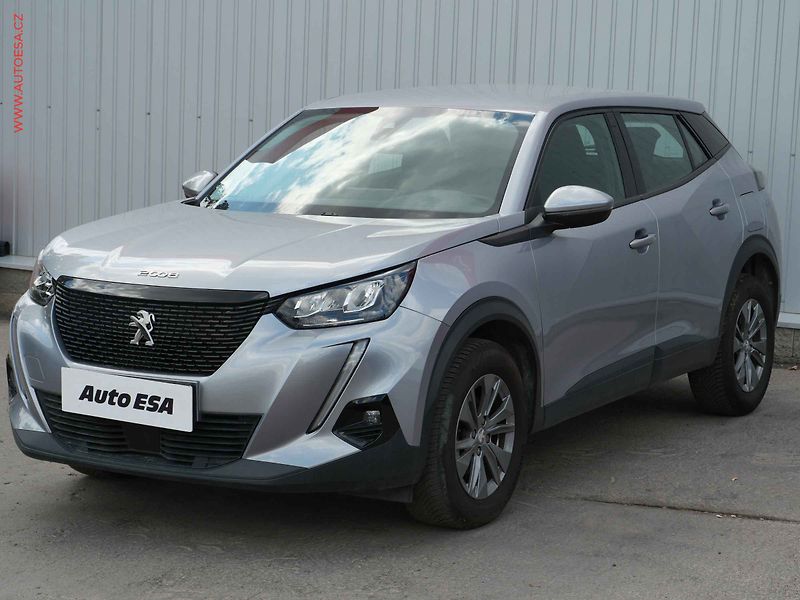 Peugeot 2008 (2020) 1.5 HDi, Active, navi, kamera - fotka 3 z 23