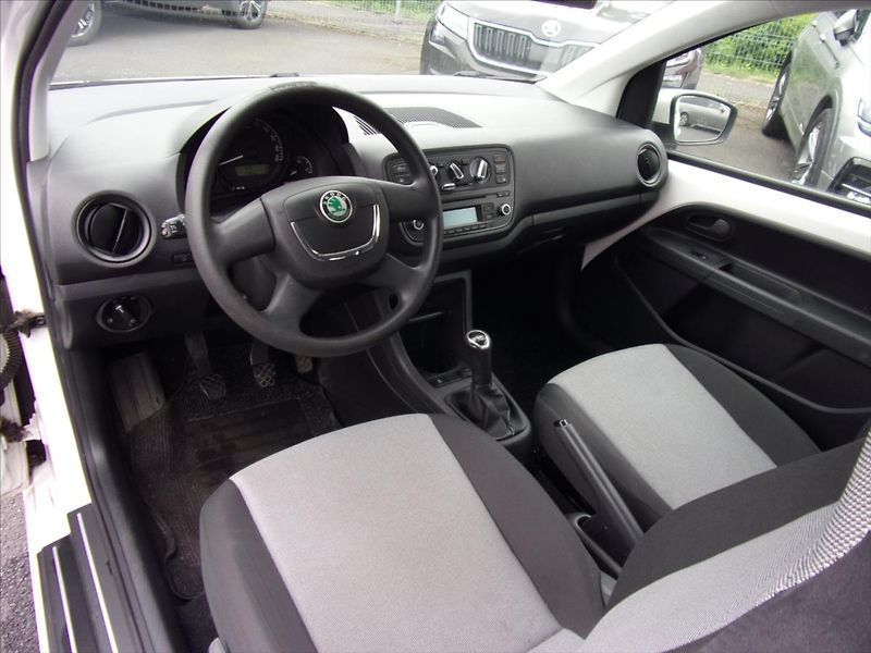 Škoda Citigo 1,0 MPI 55kW - fotka 12 z 16