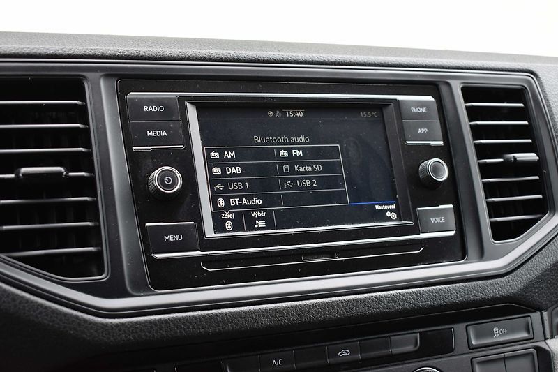Volkswagen Crafter 2.0 TDI 103kW L2H2*CARPLAY*DPH - fotka 15 z 26
