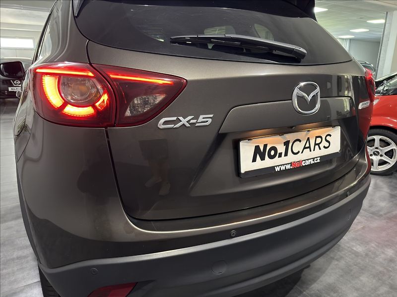 Mazda CX-5 2,0   i 121KW REZERVACE - fotka 32 z 38