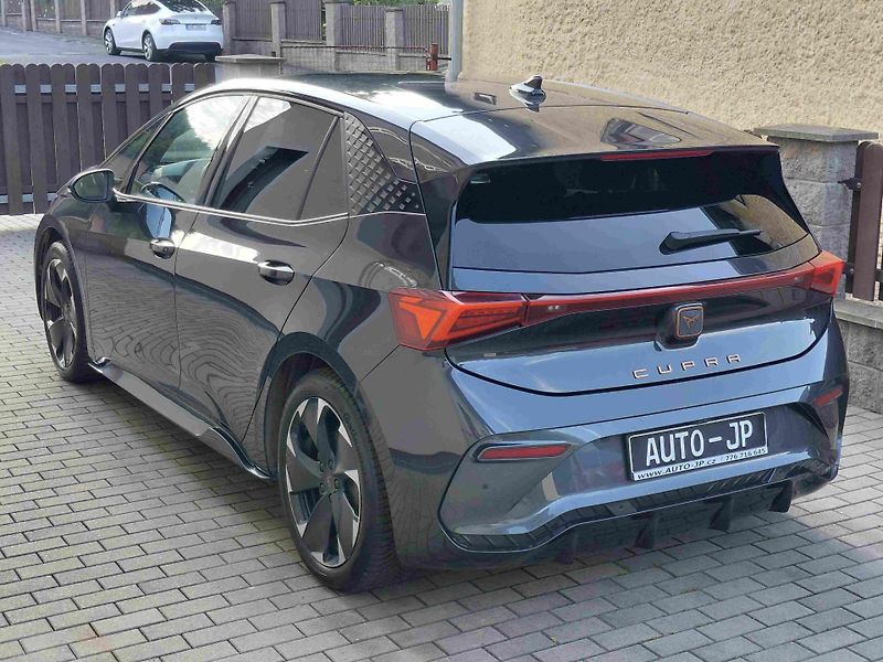 Cupra Born 170kW XL-BAT-77kWh  SOH-97,9%  - fotka 5 z 10