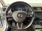 Škoda Octavia (2014) 1.4 TSi, AC, temp. - náhled 15