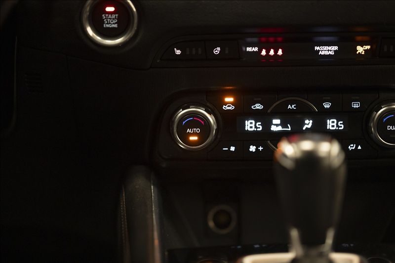 Mazda CX-5 2,5 SKYACTIV AWD AT NAVI TAŽNÉ - fotka 37 z 45
