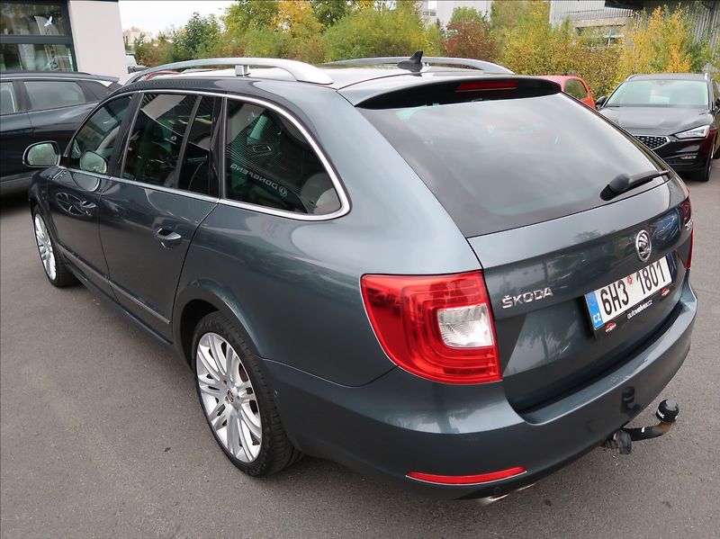 Škoda Superb 2,0 TDi,103kW,NovéČR,Elegance - fotka 4 z 28