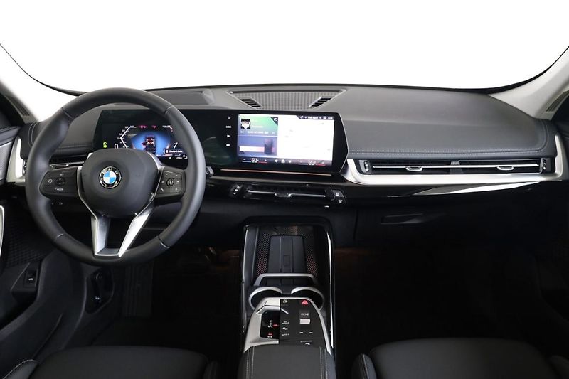 BMW X1 xDrive20d - fotka 5 z 24
