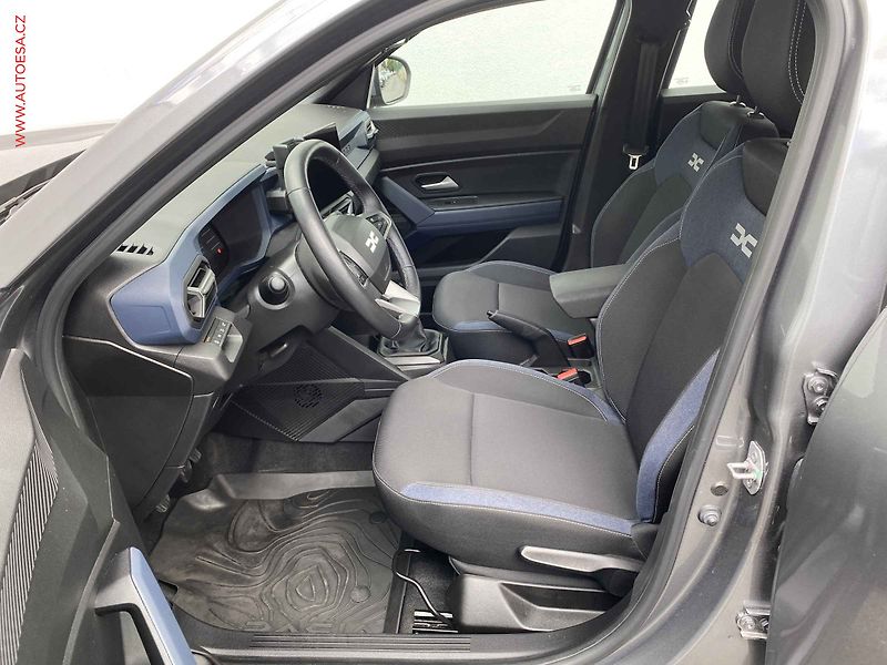 Dacia Duster (2024) 1.0 TCe, 1.maj,ČR, AC, LED - fotka 9 z 20