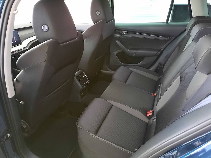 Škoda Octavia (2023) Combi 2.0 TDI (110kW/150k) DSG - fotka 8 z 27