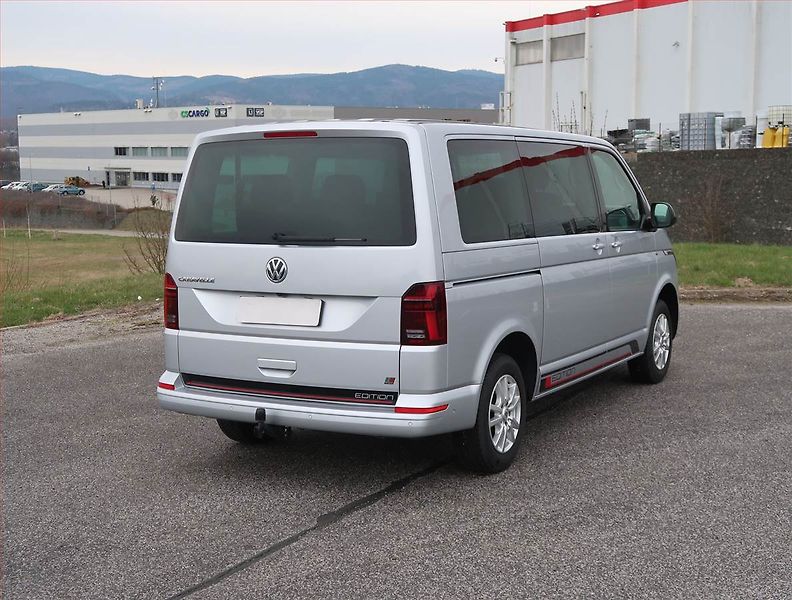 Volkswagen Caravelle (2021) Comfortline 2.0 TDI, ČR - fotka 5 z 15